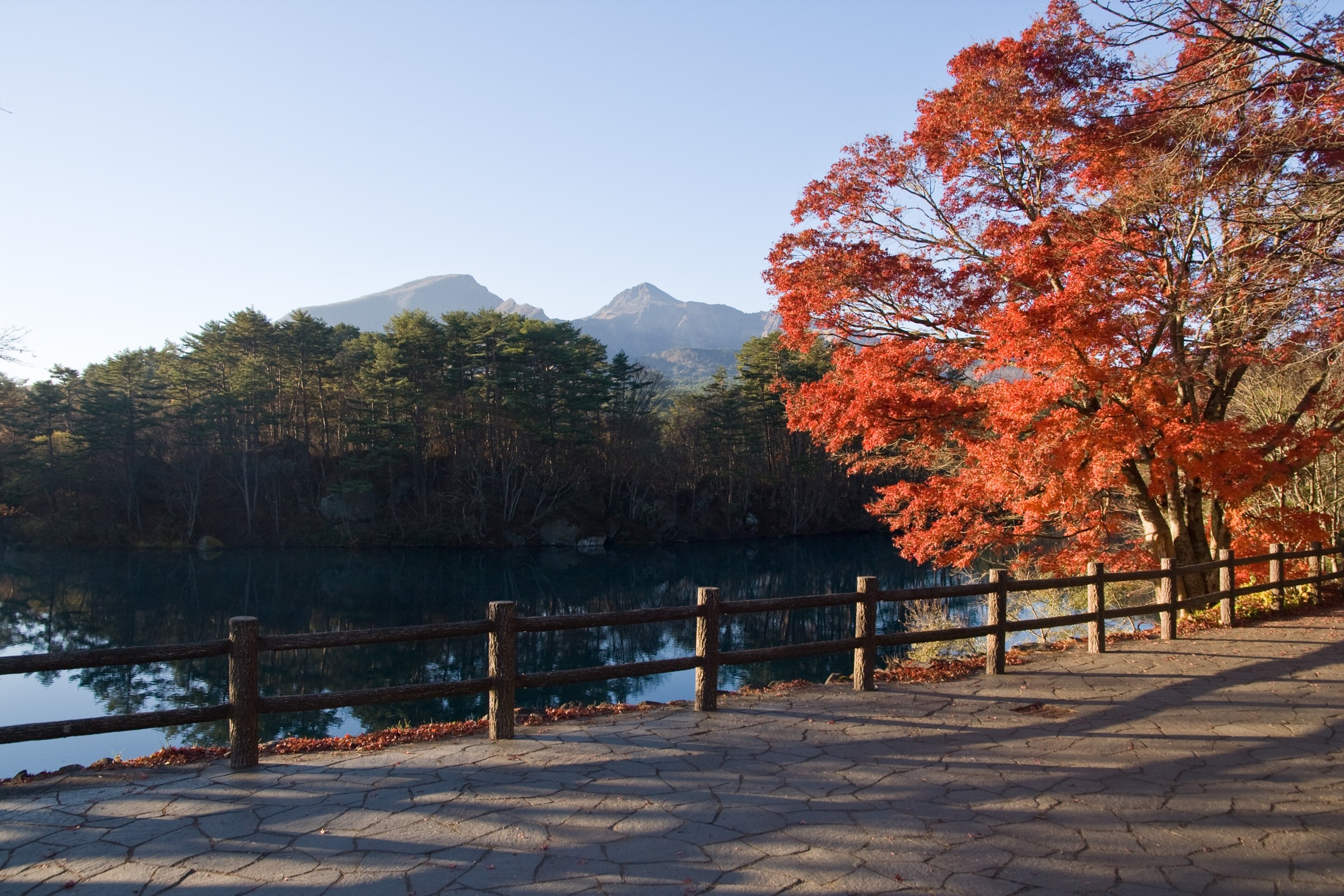 福島の観光地・五色沼湖沼群の風景